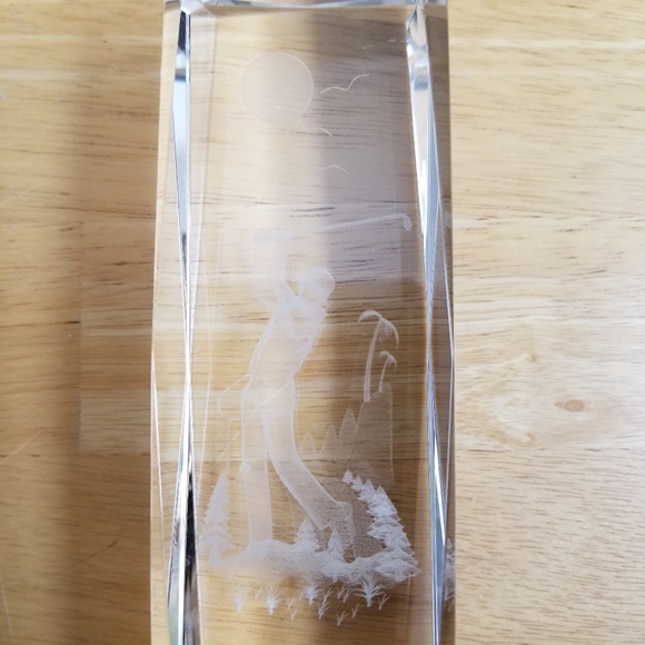 #10038 Rare Collect Lazer Cut Golfer Paper Weight - Picture 9 of 12